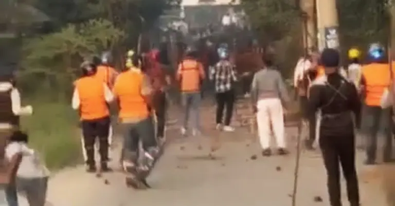 ব্রাহ্মণবাড়িয়ায় দুই পক্ষের সংঘর্ষের ঘঘটনা ঘটেছে